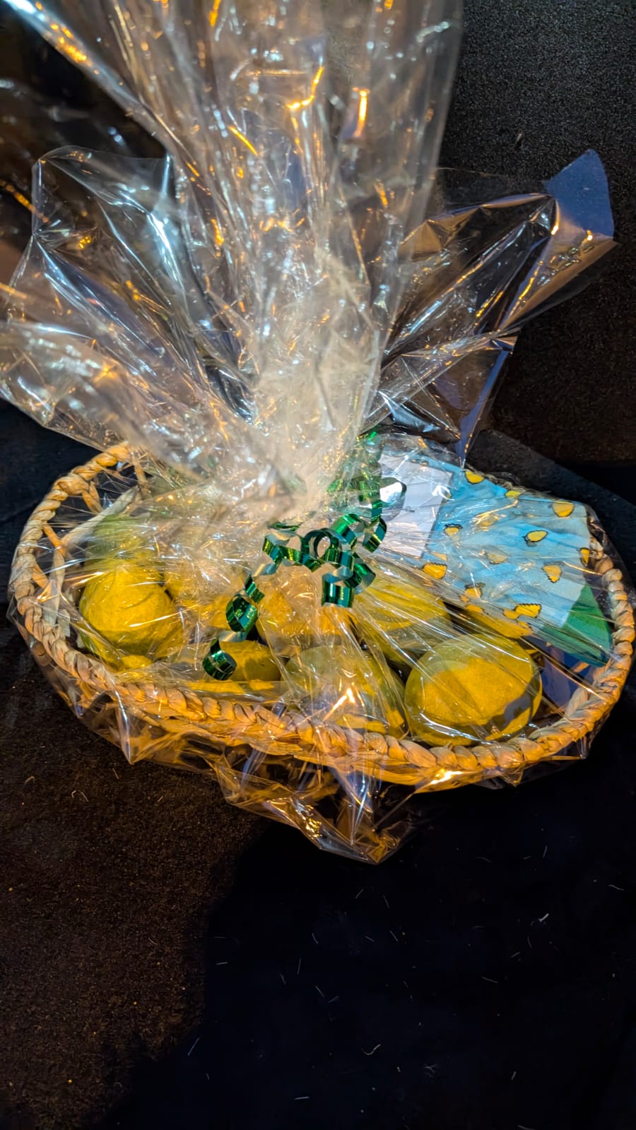 Premium Mangoes 2 KG Box